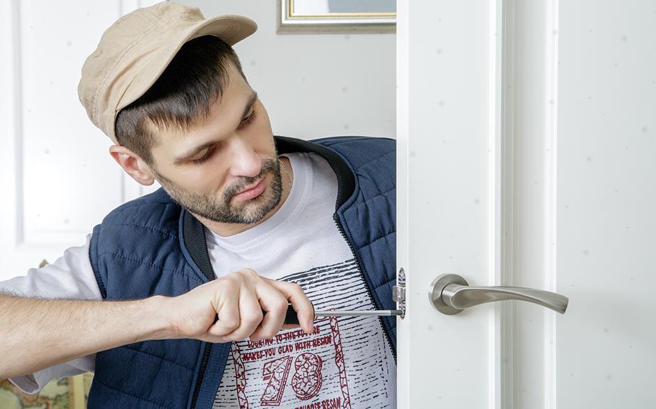 ouvrir une porte Vauréal